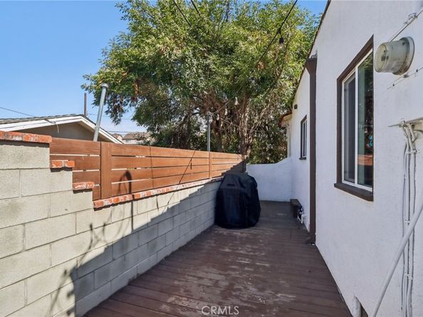 915 N Chester, Inglewood CA 90302