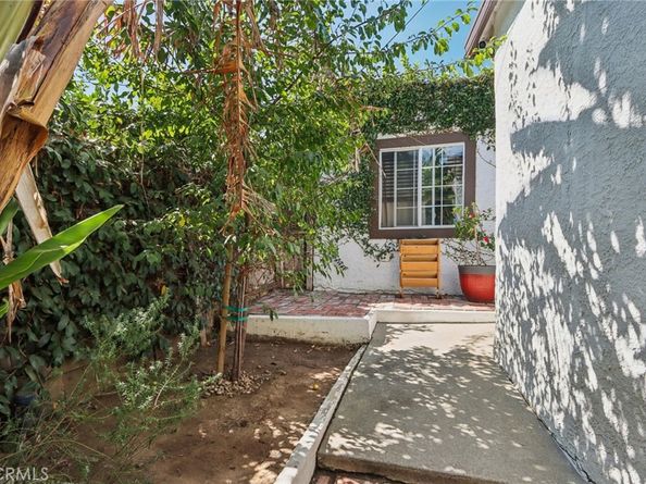 915 N Chester, Inglewood CA 90302