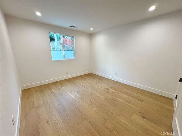 5829 Tipton Way, Los Angeles CA 90042