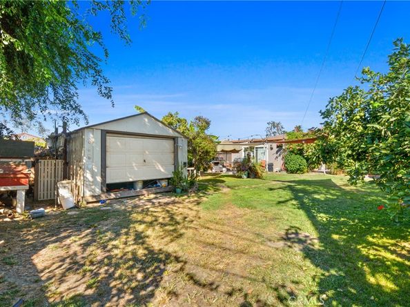 15129 Cabell, Bellflower CA 90706