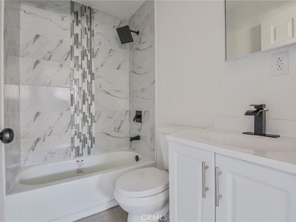 430 W 64th, Los Angeles CA 90003