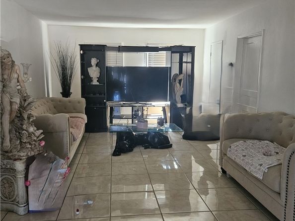 241 S Kern Avenue, Los Angeles CA 90022