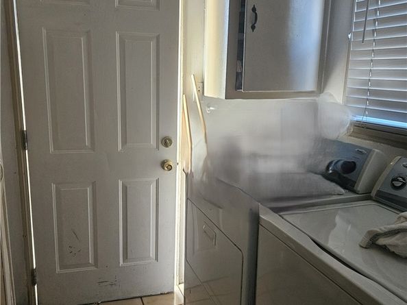 241 S Kern Avenue, Los Angeles CA 90022