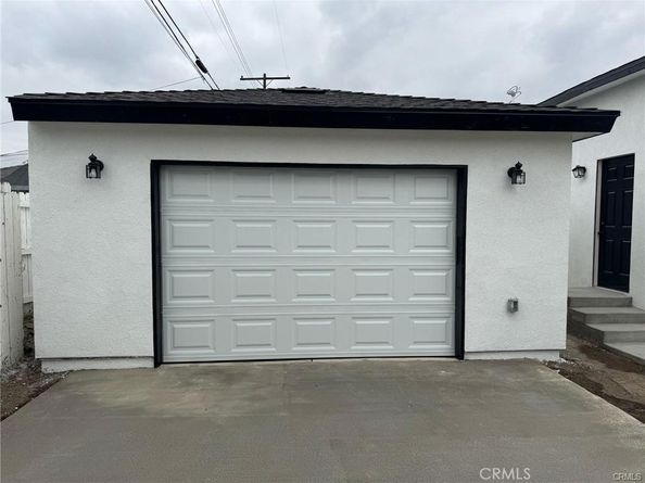411 W Plum Street, Compton CA 90222