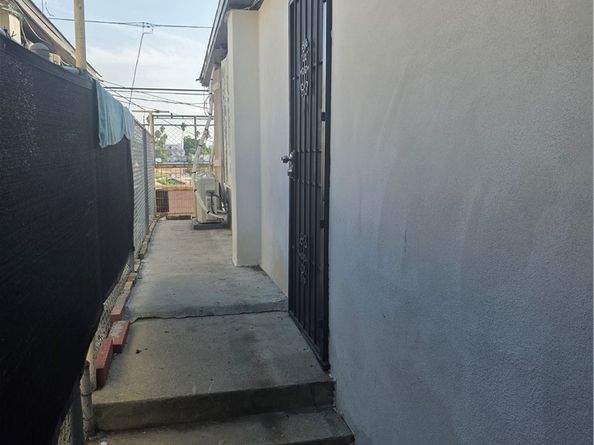 230 N Hoover, Los Angeles CA 90004