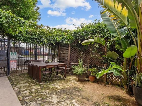 4125 S Figueroa Street 101, Los Angeles CA 90037