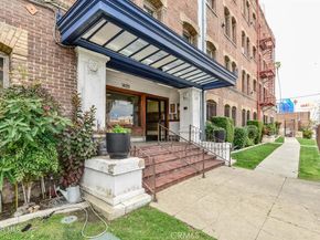 4125 S Figueroa Street 101, Los Angeles CA 90037