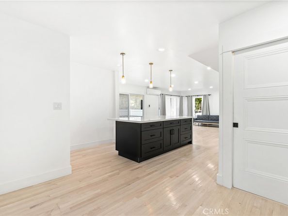 1148 Locust Avenue, Long Beach CA 90813