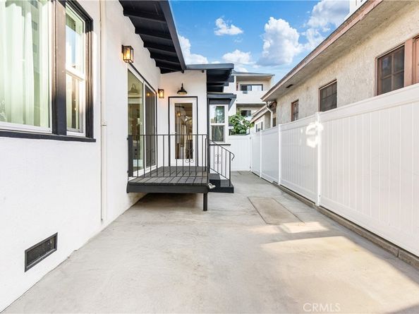 1148 Locust Avenue, Long Beach CA 90813