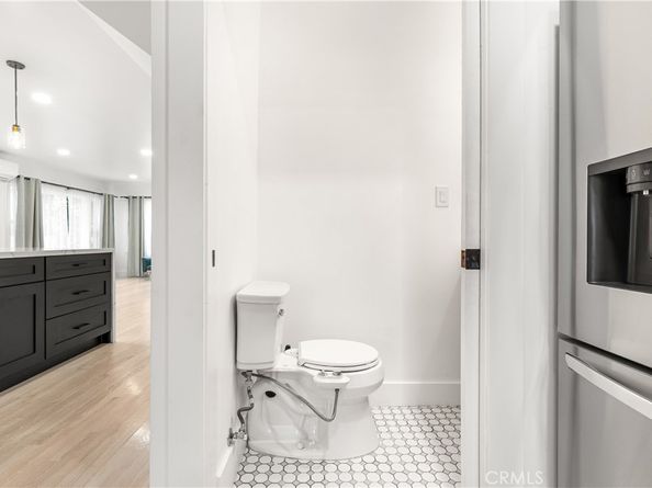 1148 Locust Avenue, Long Beach CA 90813