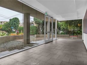 9005 Cynthia 317, West Los Angeles CA 90069