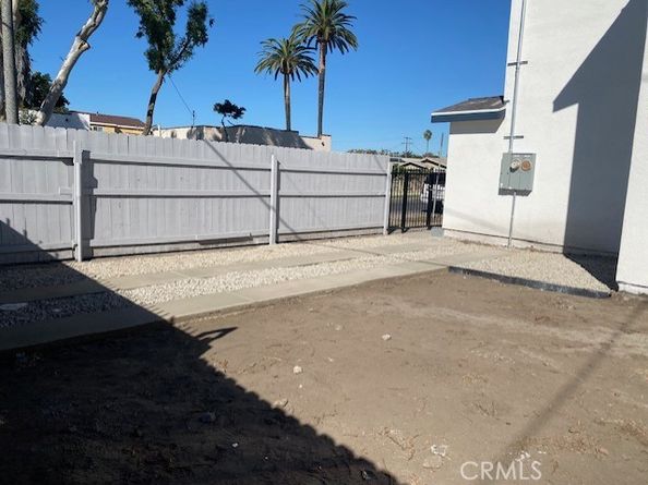 800 E 90th, Los Angeles CA 90002