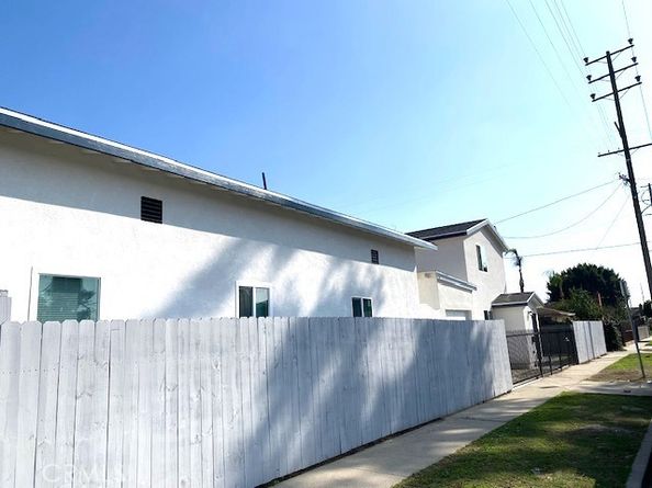 800 E 90th, Los Angeles CA 90002