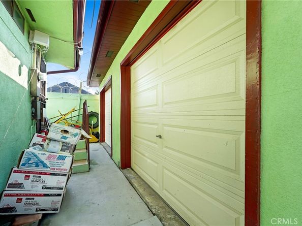 2930 W Florence, Los Angeles CA 90043