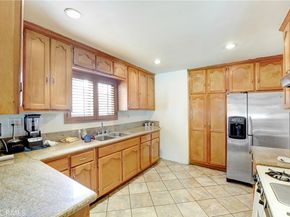 2930 W Florence, Los Angeles CA 90043