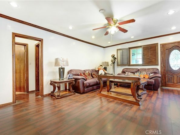 2930 W Florence, Los Angeles CA 90043