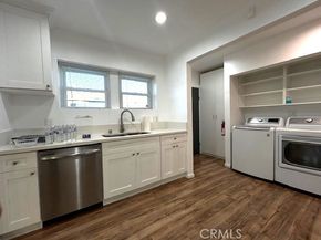 1414 W 107th Street, Los Angeles CA 90047