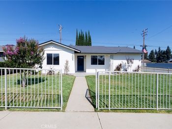 1005 Folkstone Avenue