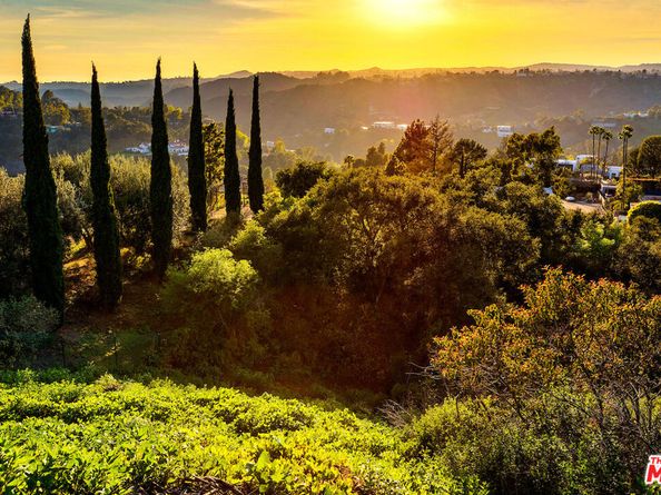 2601 Summitridge Drive, Beverly Hills CA 90210