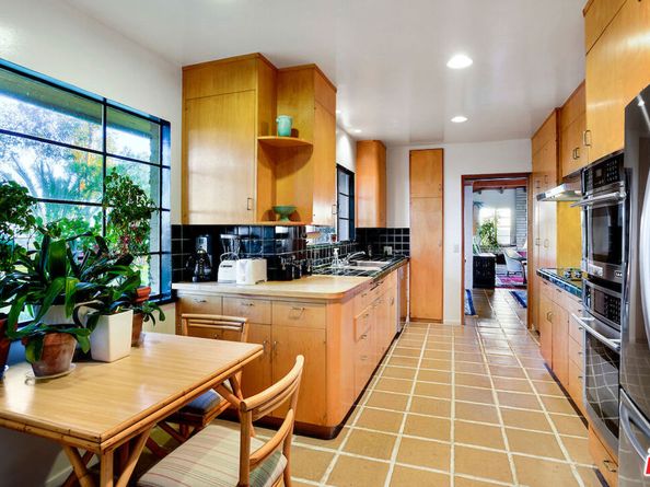 2601 Summitridge Drive, Beverly Hills CA 90210