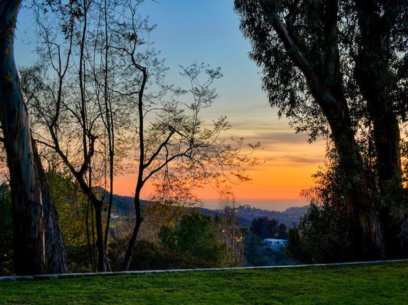 2601 Summitridge Drive, Beverly Hills CA 90210