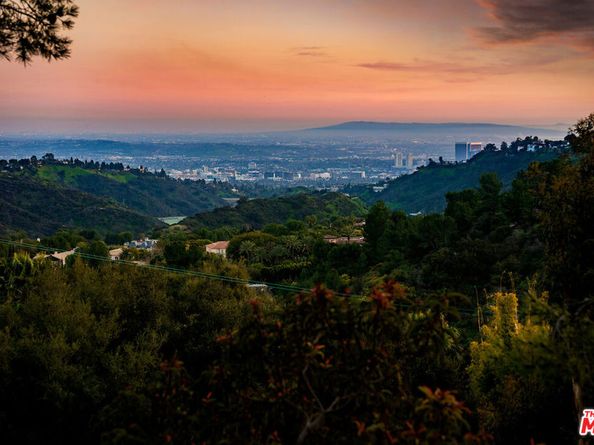 2601 Summitridge Drive, Beverly Hills CA 90210
