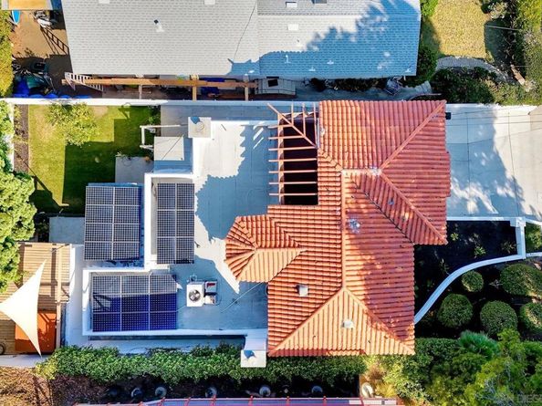 3040 Tennyson St, San Diego CA 92106