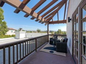 3040 Tennyson St, San Diego CA 92106