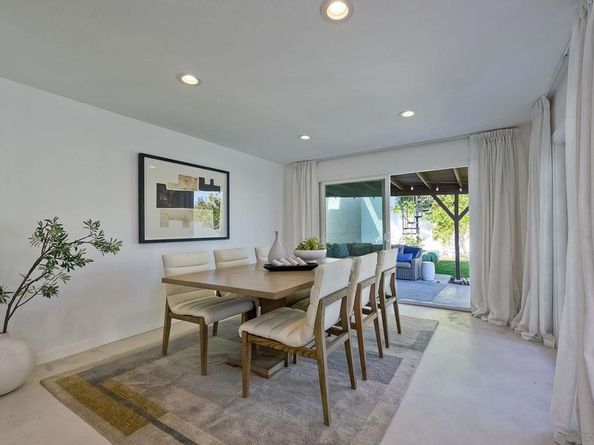 3040 Tennyson St, San Diego CA 92106