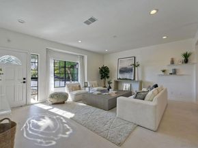 3040 Tennyson St, San Diego CA 92106