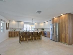3040 Tennyson St, San Diego CA 92106