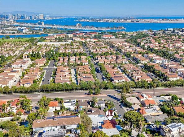 3040 Tennyson St, San Diego CA 92106