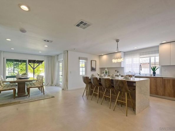 3040 Tennyson St, San Diego CA 92106