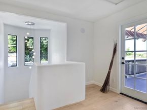 3040 Tennyson St, San Diego CA 92106