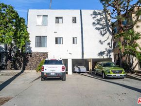 1243 12th Street, Santa Monica CA 90401