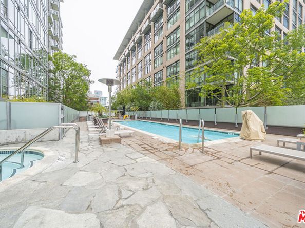 1100 S Hope Street 805, Los Angeles CA 90015