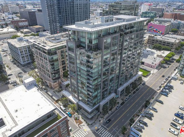 1100 S Hope Street 805, Los Angeles CA 90015