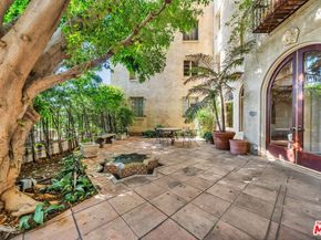 109 N Sycamore Avenue 102, Los Angeles CA 90036