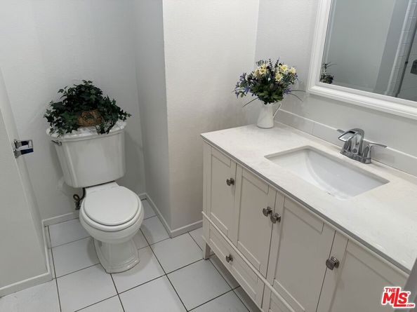 8640 Gulana Avenue K1020, Playa Del Rey CA 90293
