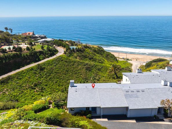 6817 Seawatch Lane, Malibu CA 90265