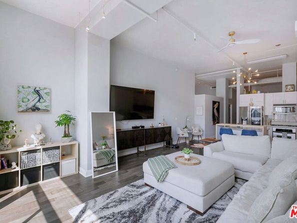 645 W 9th Street 740, Los Angeles CA 90015