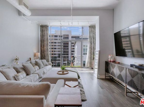 645 W 9th Street 740, Los Angeles CA 90015