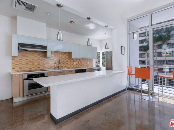 645 W 9th Street 740, Los Angeles CA 90015