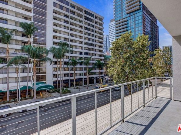 645 W 9th Street 740, Los Angeles CA 90015