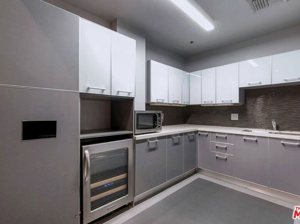 645 W 9th Street 740, Los Angeles CA 90015