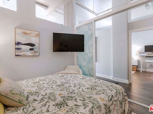 645 W 9th Street 740, Los Angeles CA 90015