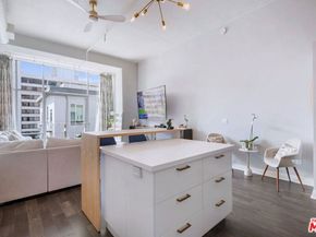 645 W 9th Street 740, Los Angeles CA 90015