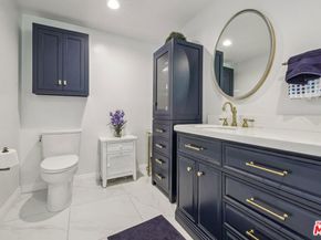 11218 Camarillo Street 305, North Hollywood CA 91602