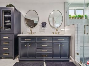 11218 Camarillo Street 305, North Hollywood CA 91602