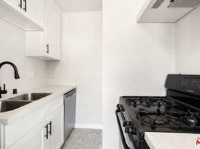 4421 Wall Street, Los Angeles CA 90011